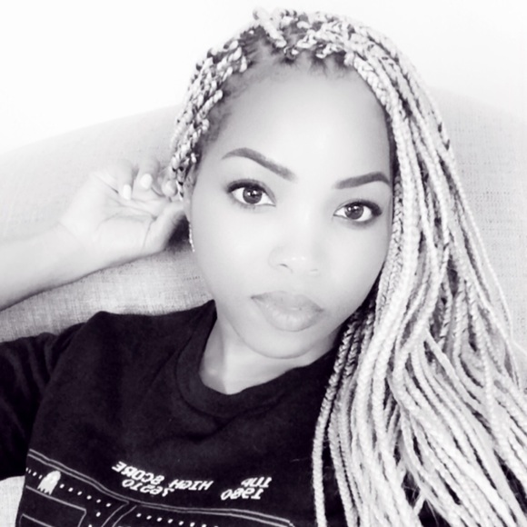 Poshmark profile picture for @mercedes